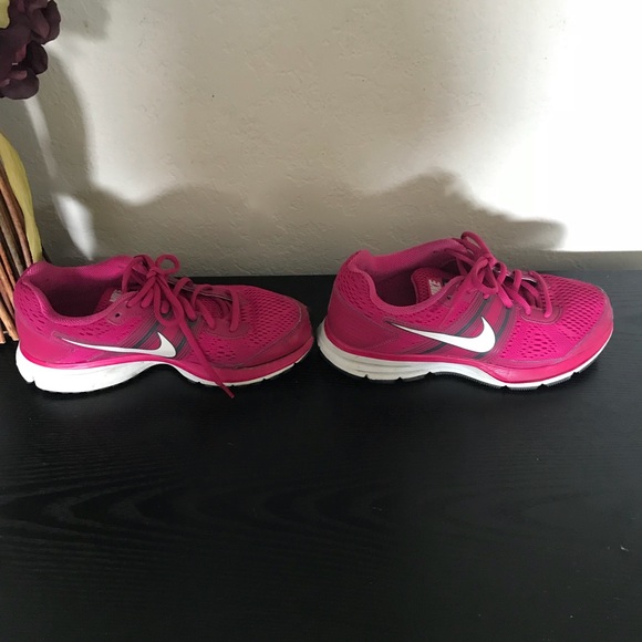 Nike Pegasus sz7.5 AmaZing Condition - Picture 4 of 6